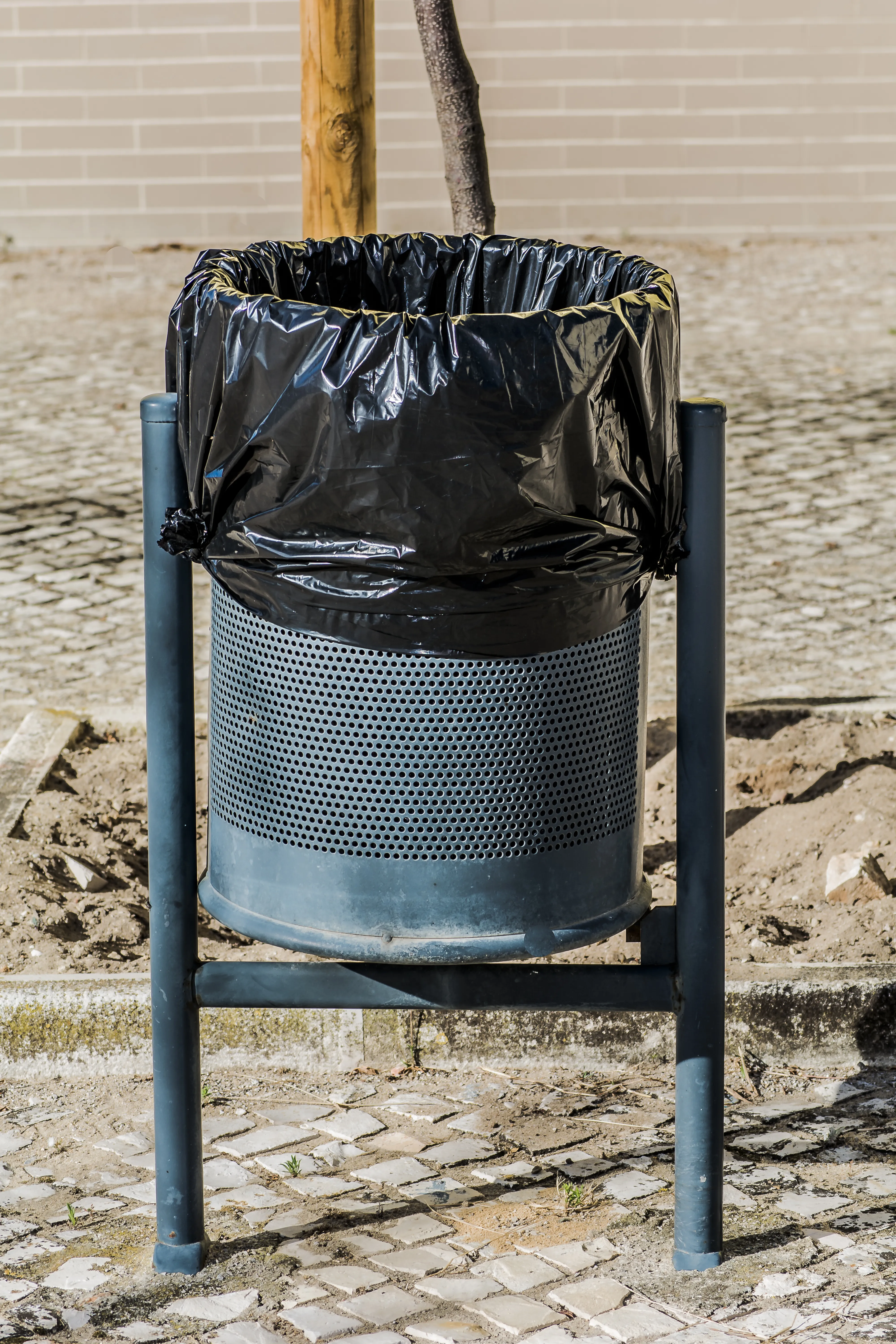 Categoria lixeira calcada de JBCia Reciclagem